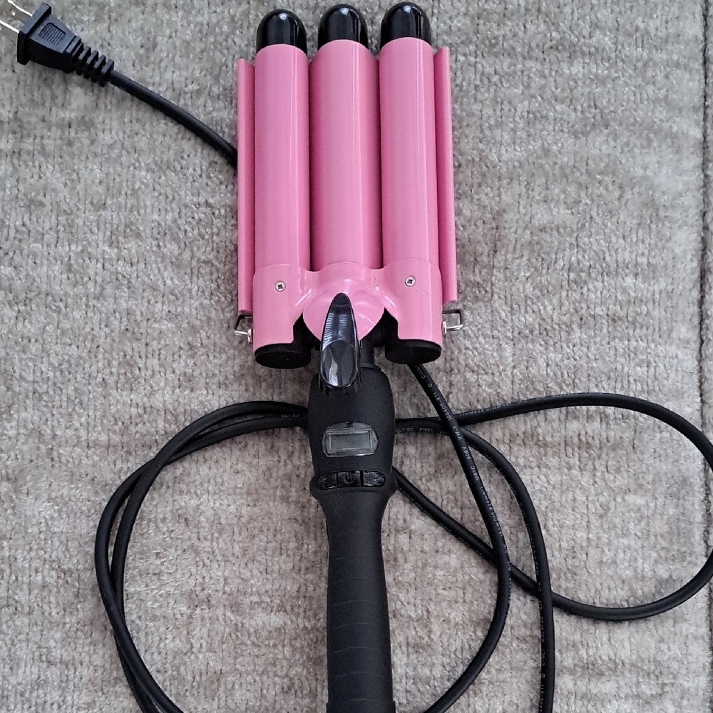 Pink Triple Barrel Hair Curler